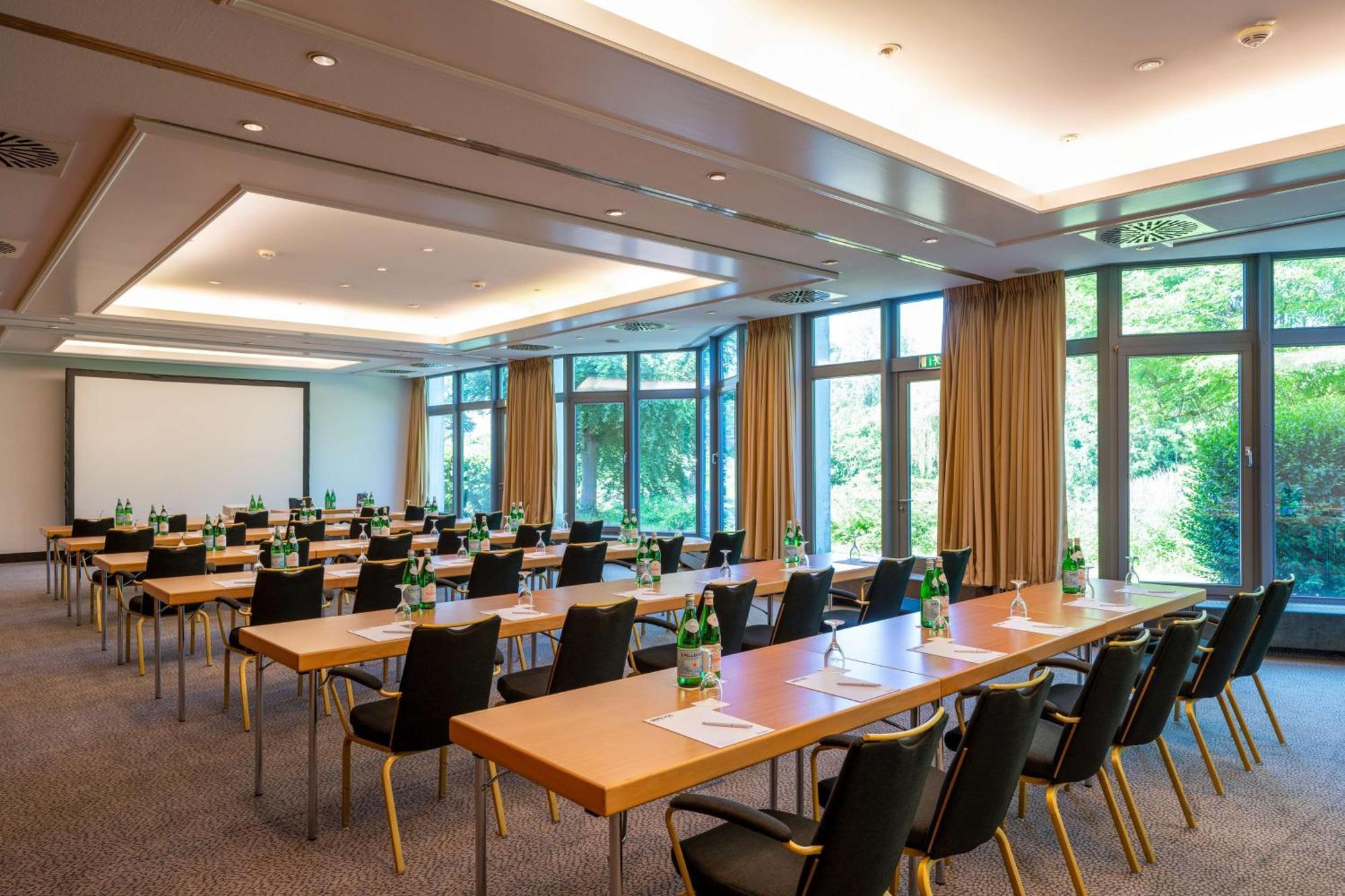 Hotel Park By Radisson 4*
